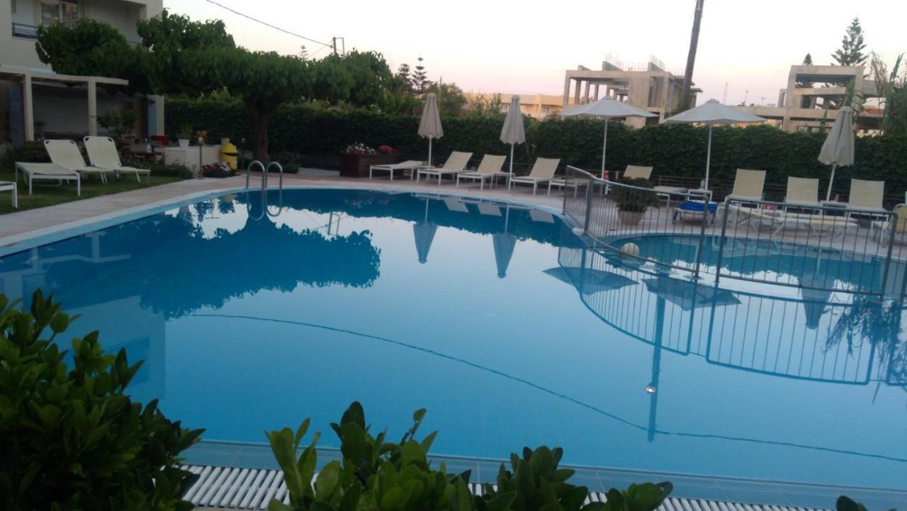 Melina Beach Platanés Exterior foto
